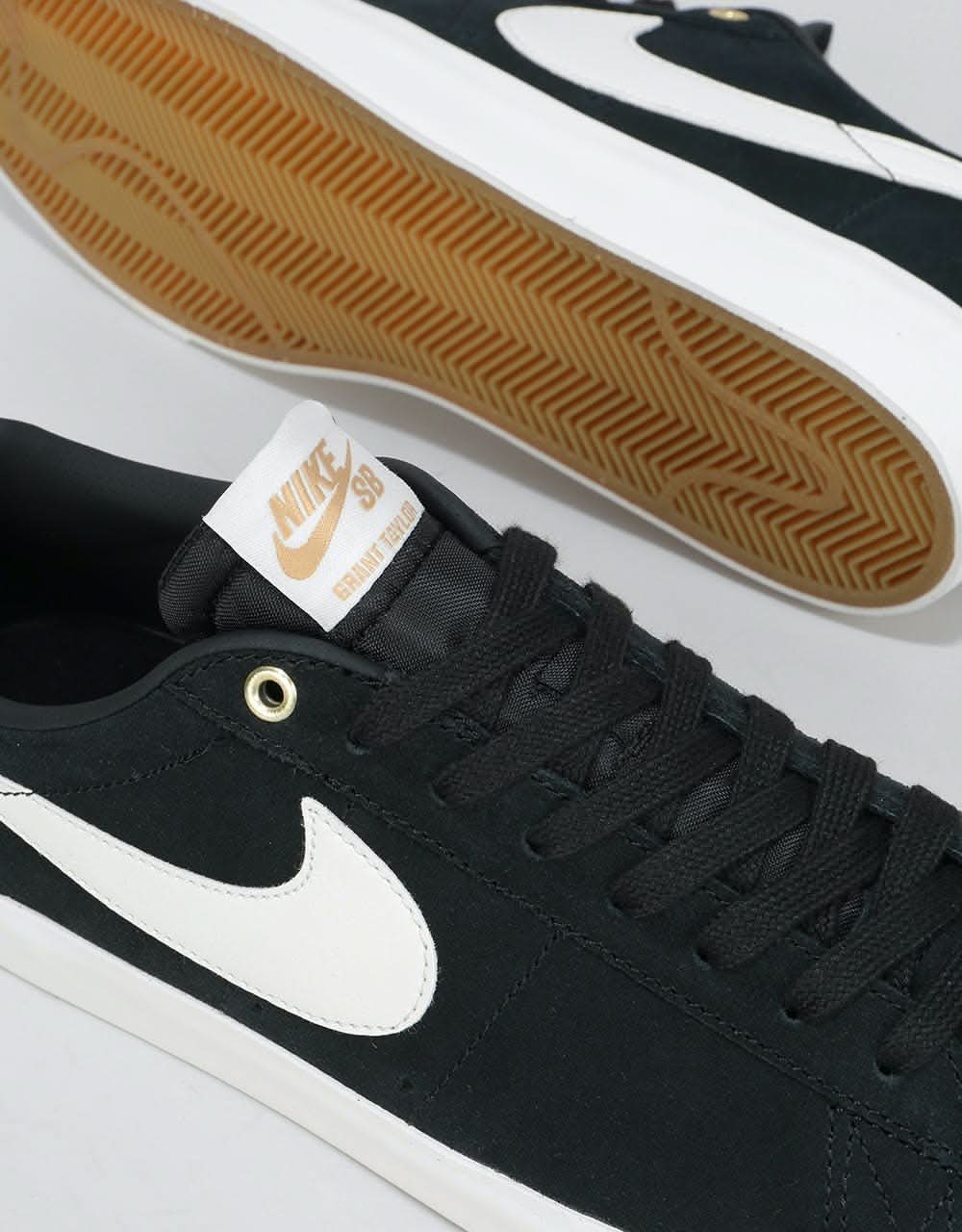 Nike SB GT Blazer Low Skate Shoes - Black/Sail