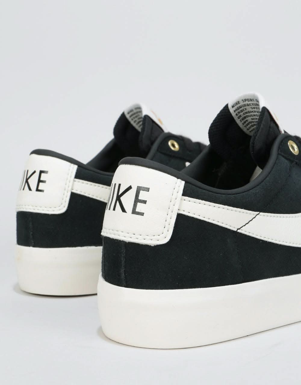Nike SB GT Blazer Low Skate Shoes - Black/Sail