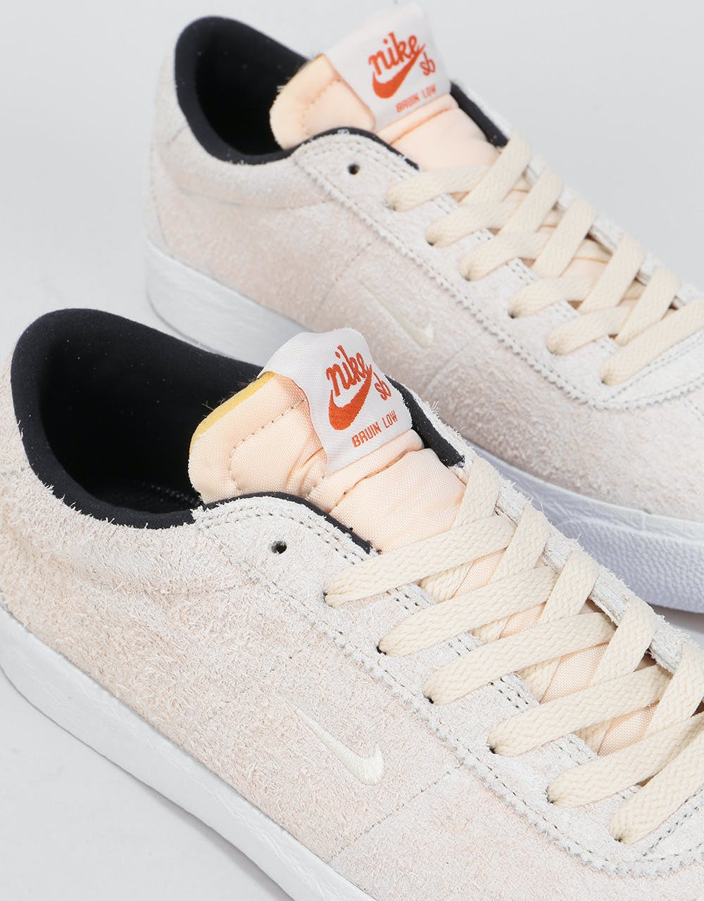 Nike SB Zoom Bruin Skate Shoes - Light Cream/Light Cream-Black-Gum