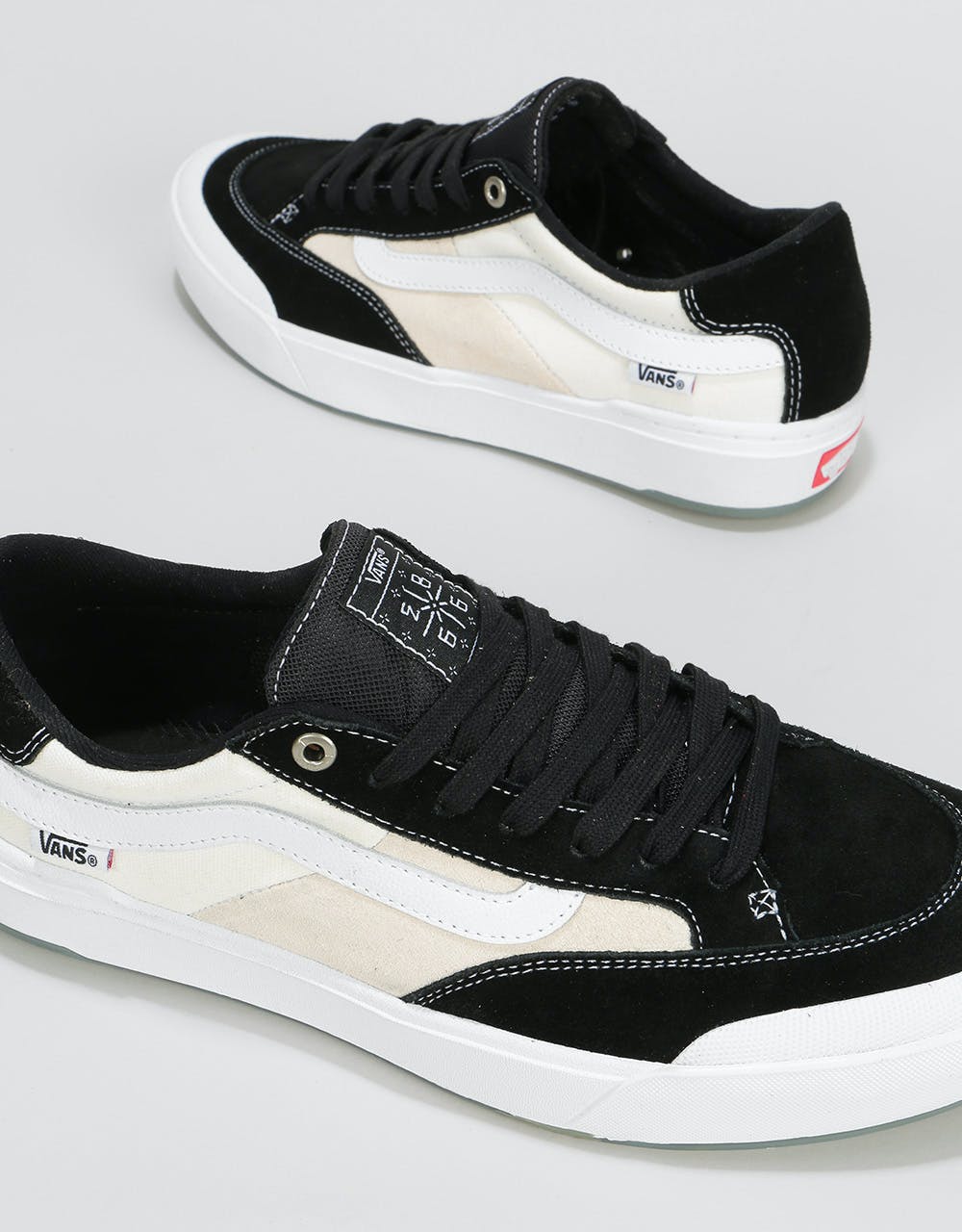 Vans Berle Pro Skate Shoes - Black/White