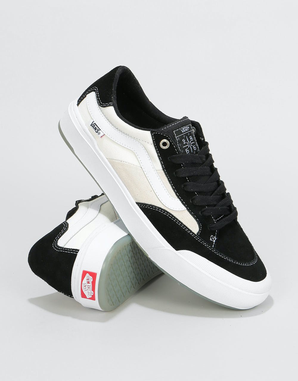 Vans Berle Pro Skate Shoes - Black/White