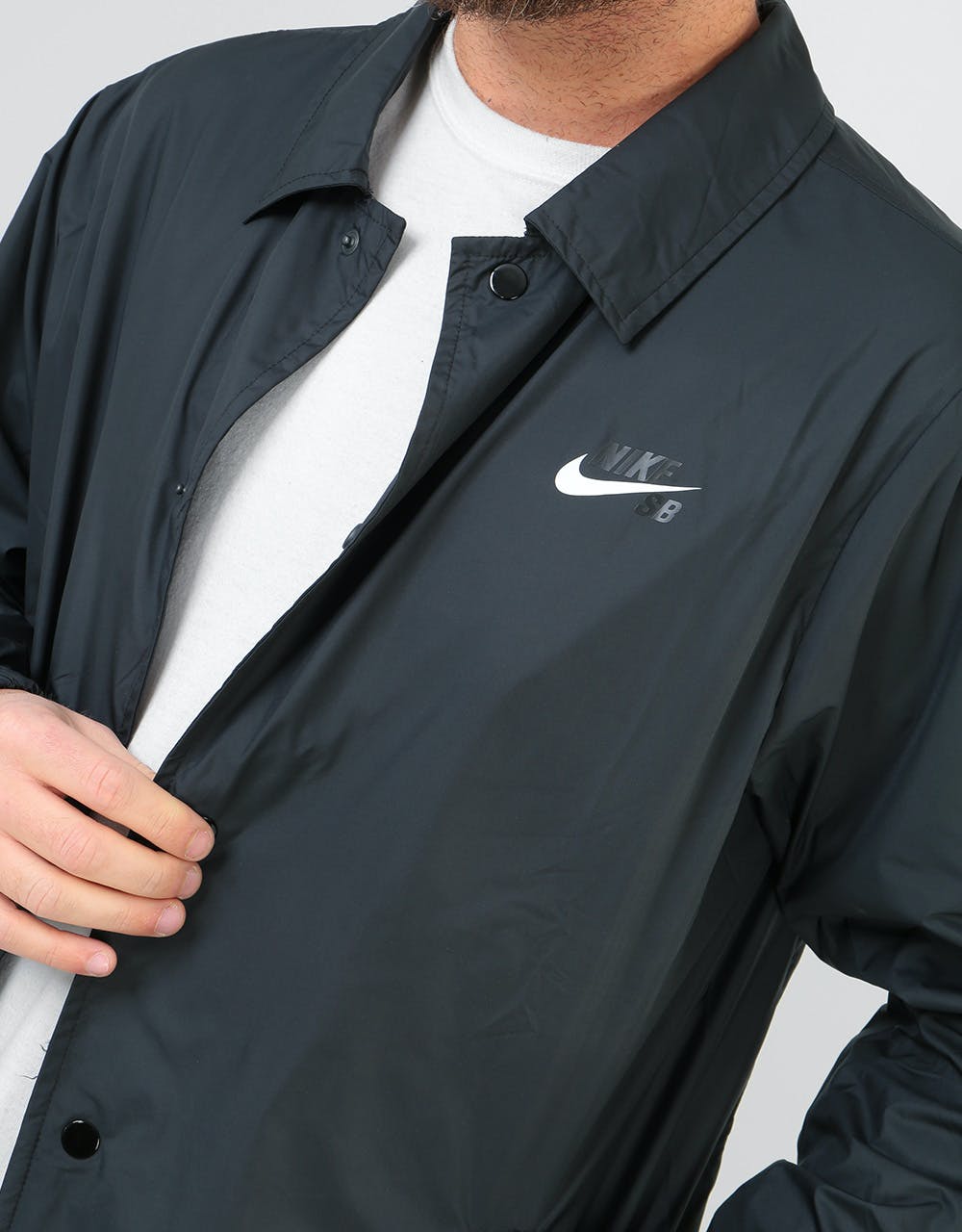Nike SB Sheild Coaches Jacket - Black/White