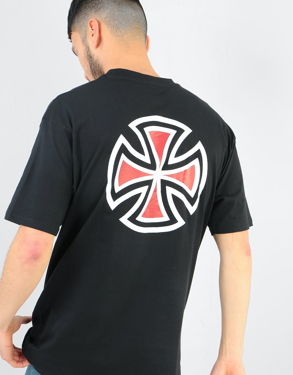 Independent Bar Cross T-Shirt - Black
