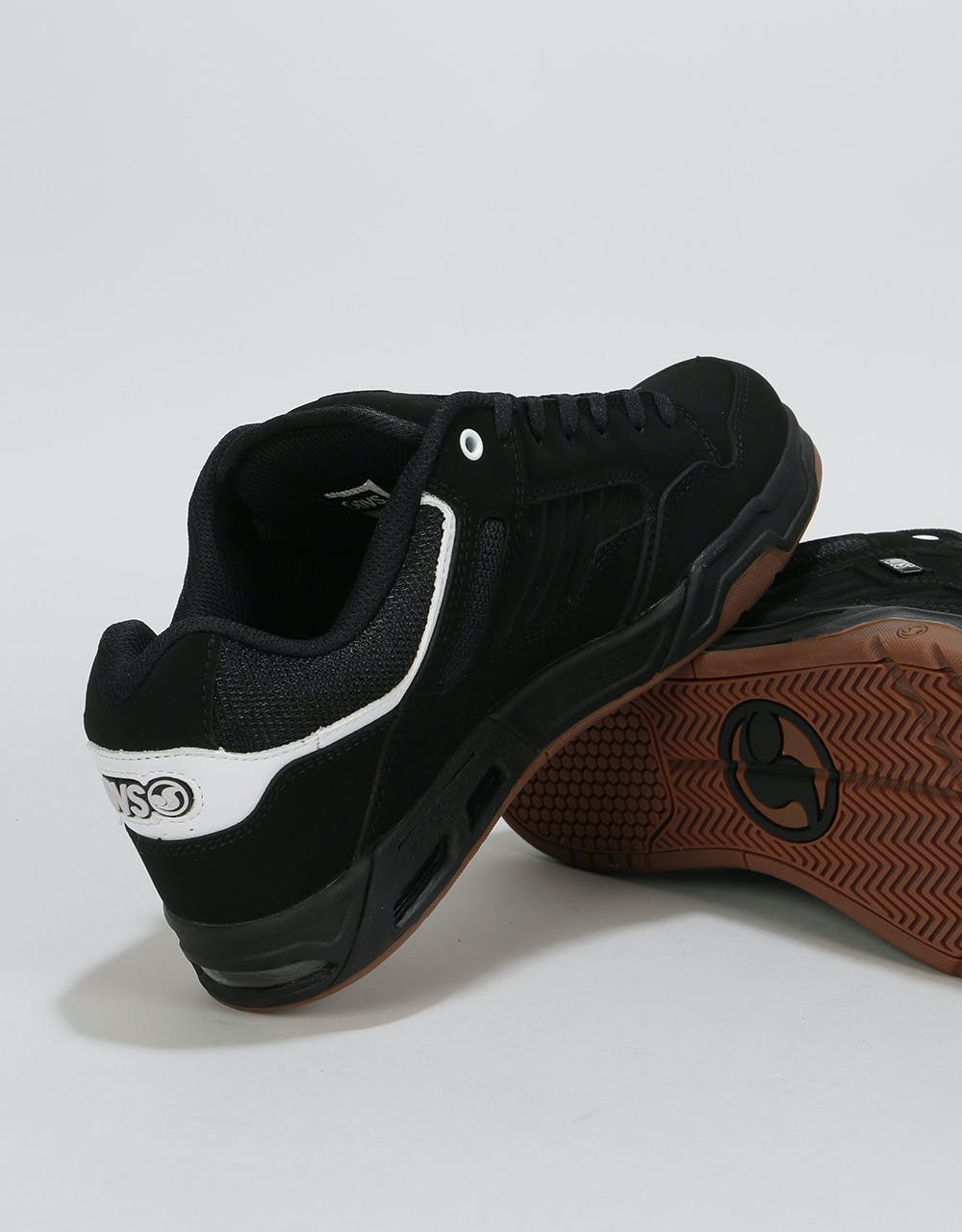 DVS Enduro Heir Skate Shoes - Black/White/Black Nubuck