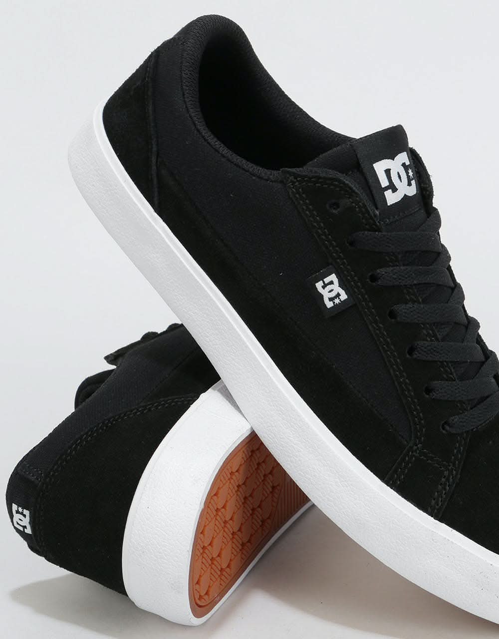 DC Lynnfield Skate Shoes - Black/White