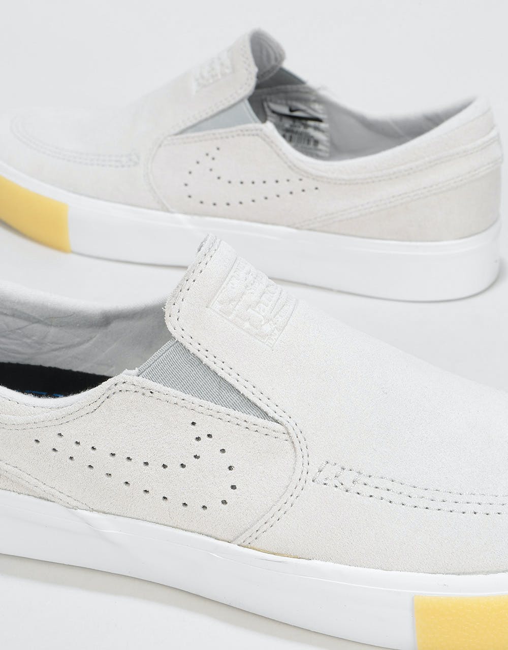 Nike SB Zoom Janoski Slip RM SE Skate Shoes - White-Vast/Grey-Gum