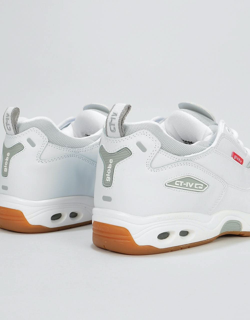 Globe CT IV Classic Skate Shoes - White/Gum