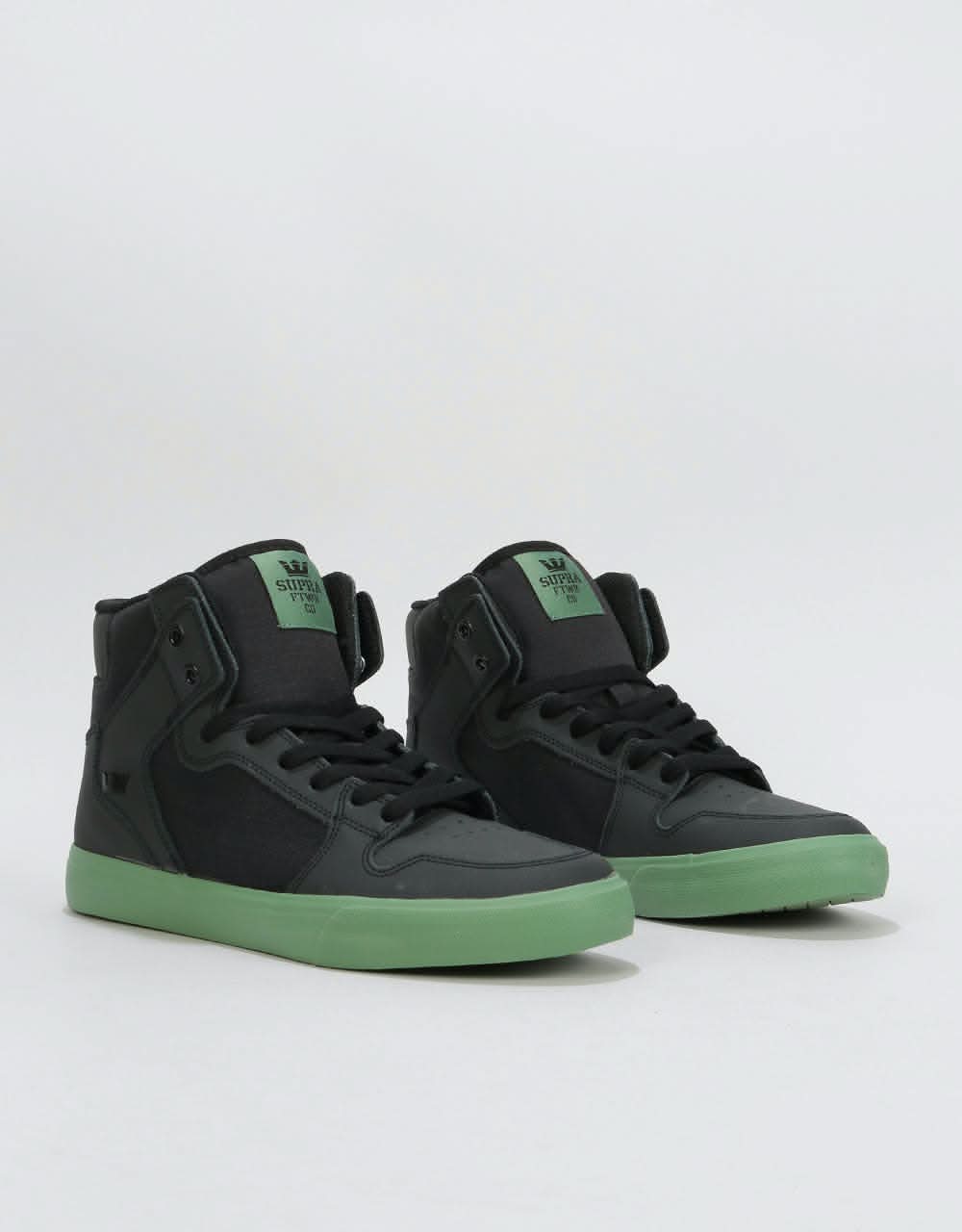 Supra Vaider Skate Shoes - Black/Hedge