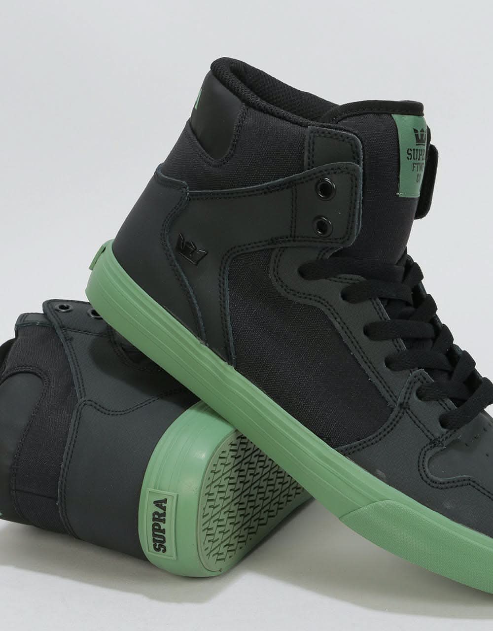 Supra Vaider Skate Shoes - Black/Hedge