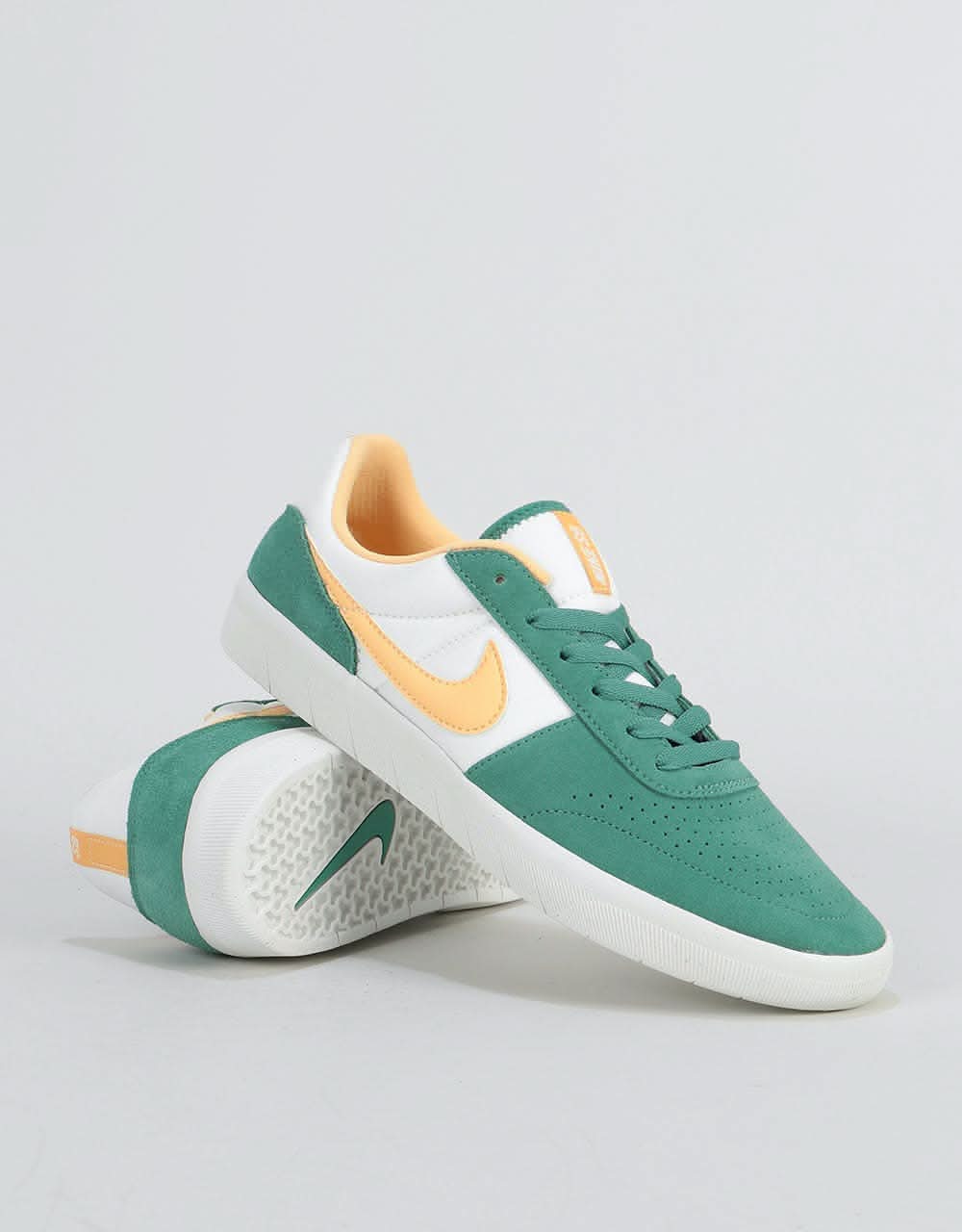 Nike SB Team Classic Skate Shoes - Bicoastal/Celestial Gold-White