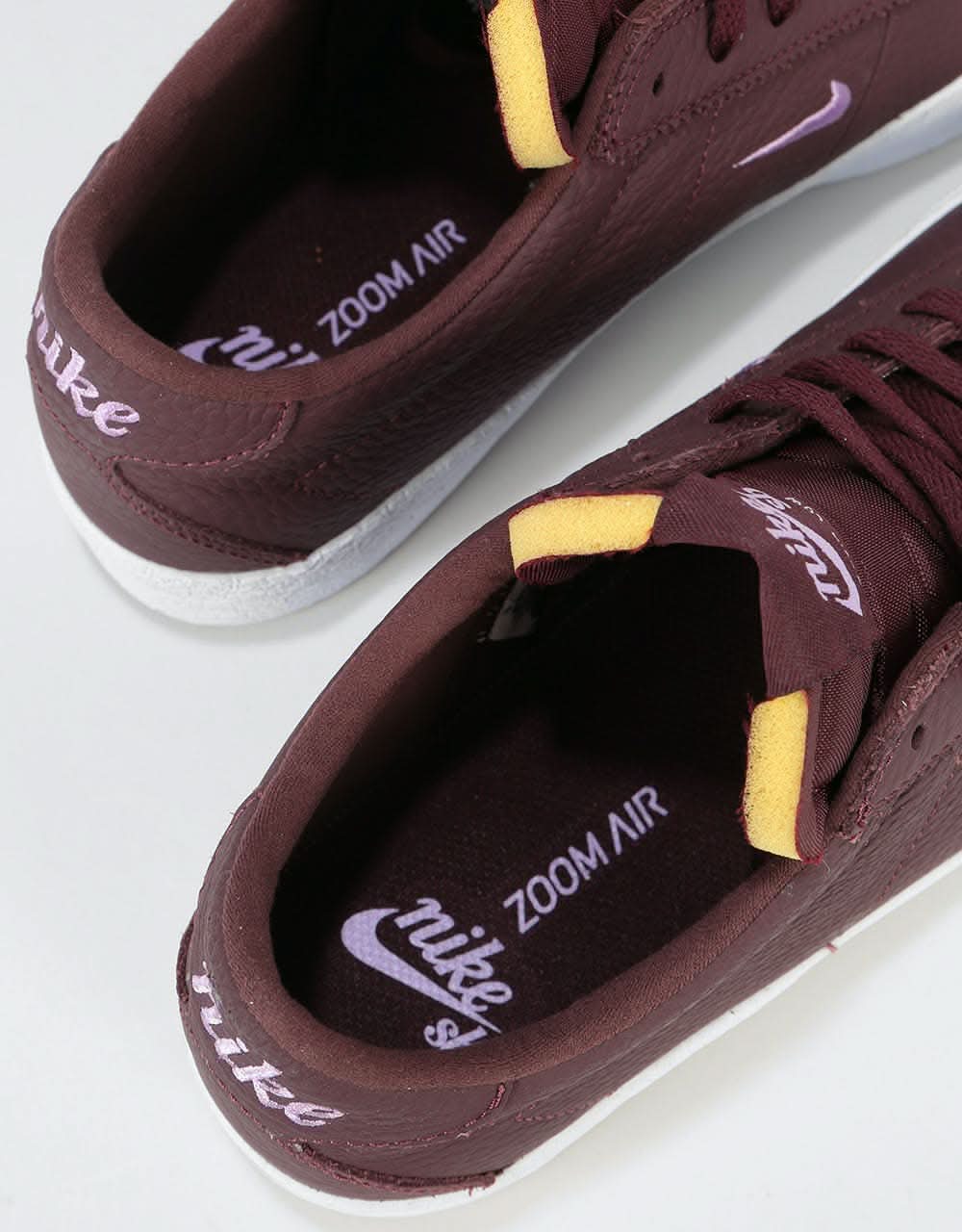 Nike SB Zoom Bruin Skate Shoes - Mahogany/Violet Star