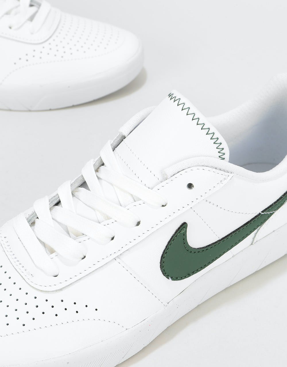 Nike SB Team Classic Premium Skate Shoes - White/Galactic Jade-Desert
