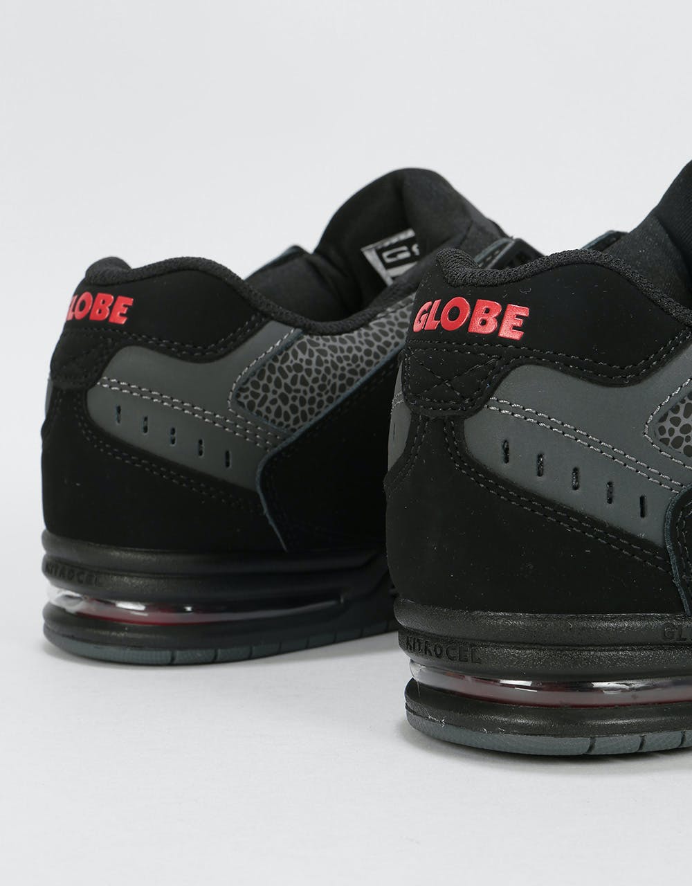Globe Sabre Skate Shoes - Black/3M Pebble