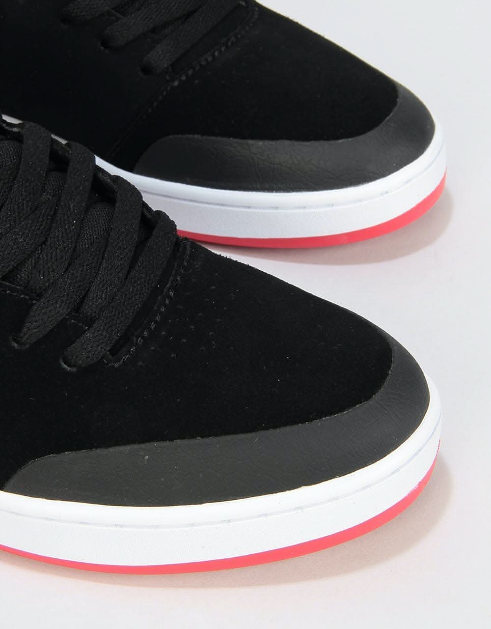 Etnies x Michelin Marana Skate Shoes - Black/White/Red