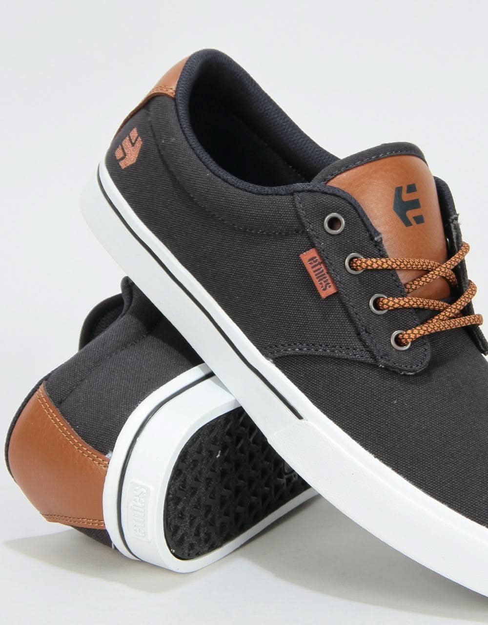 Etnies Jameson 2 Eco Skate Shoes - Navy/Tan/White