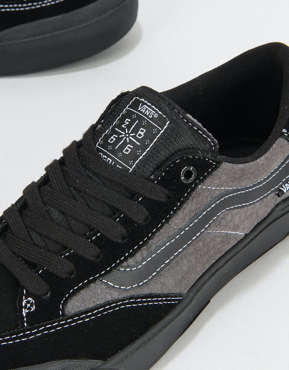 Vans Berle Pro Skate Shoes - (Croc) Black/Pewter