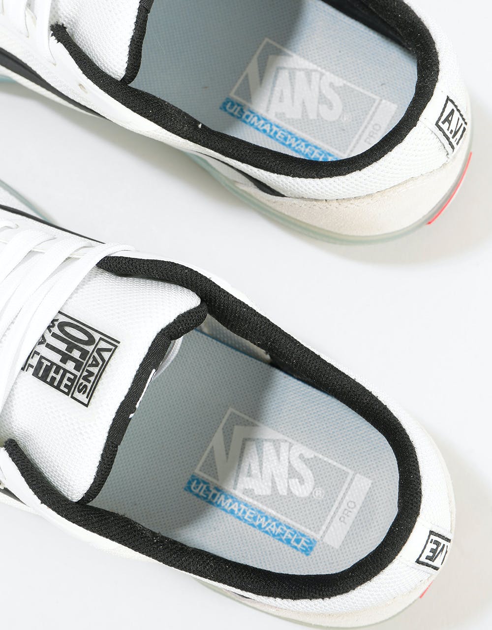 Vans Ave Pro Skate Shoes - Blanc de Blanc/Black