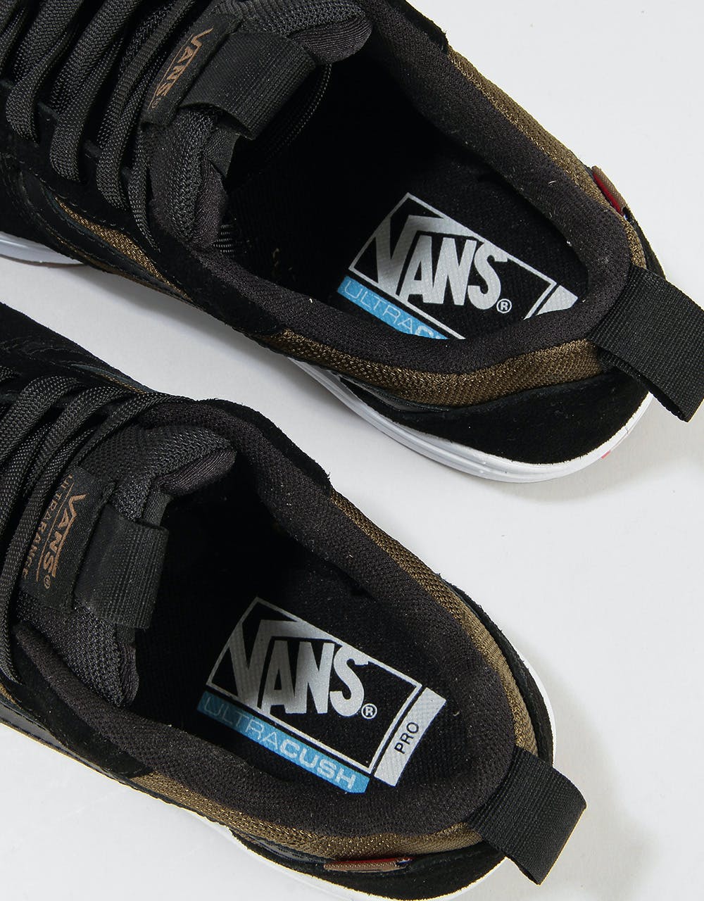 Vans Ultra Range Pro 2 Skate Shoes - (Tactile) Black/Beech