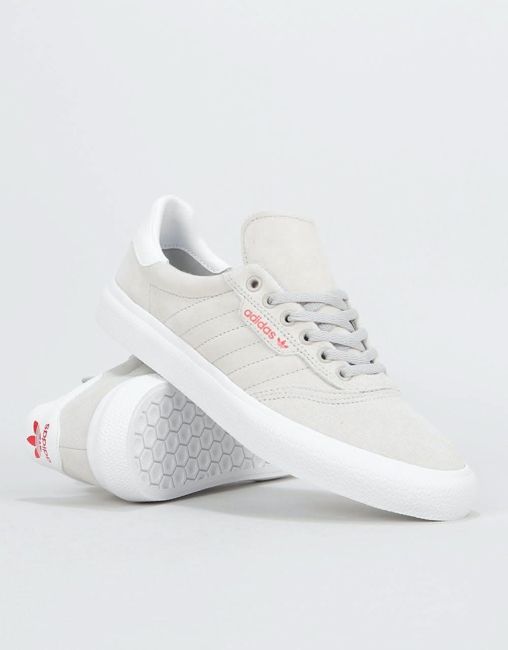 3mc skate shoes  clearance grey/white/scarlet