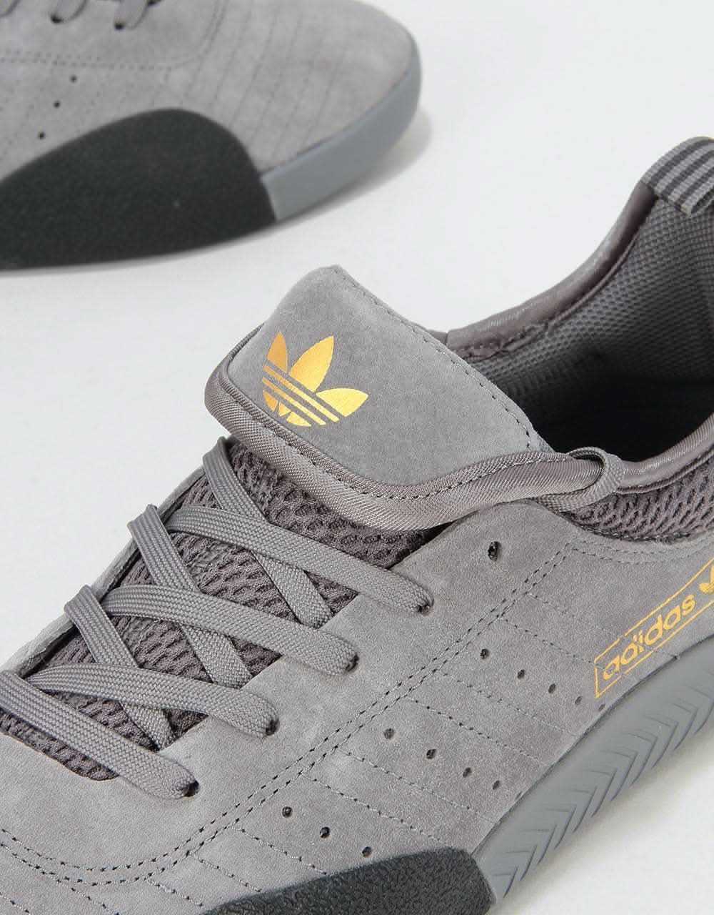 Adidas 3ST.003 Skate Shoes - Grey/Carbon//Gold Metallic