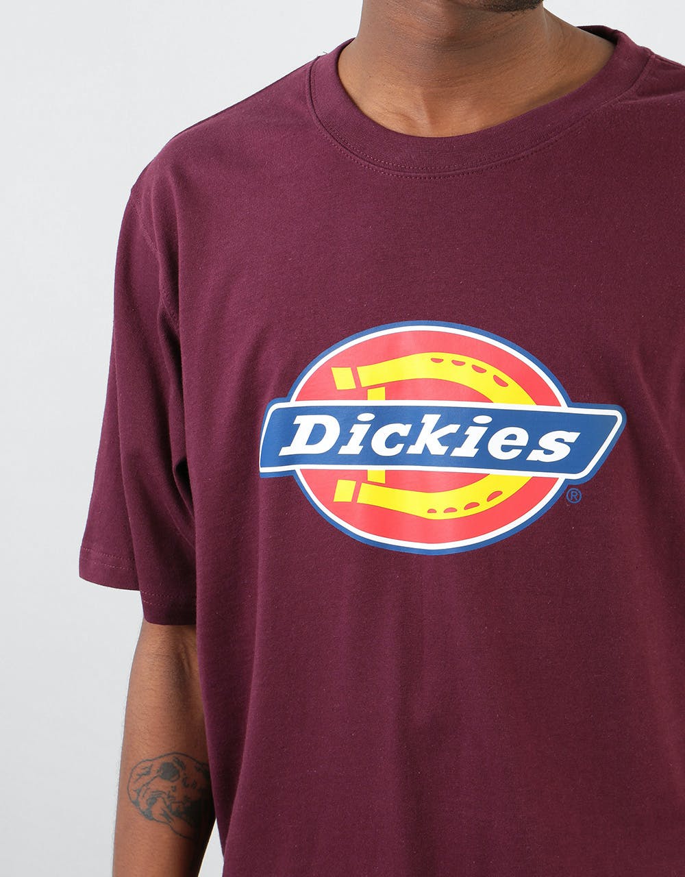 Dickies Horseshoe T-Shirt - Maroon