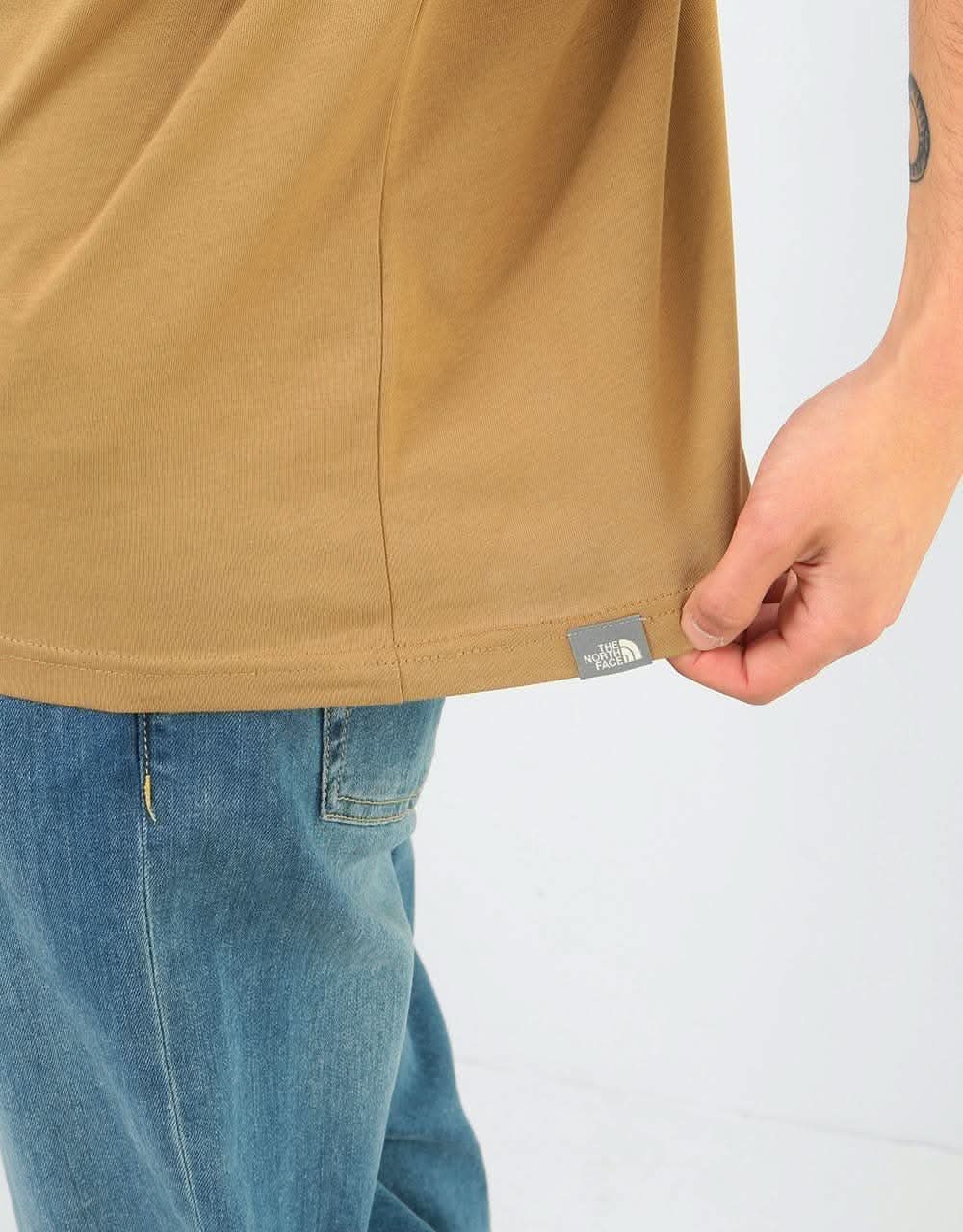 The North Face S/S Red Box T-Shirt - British Khaki