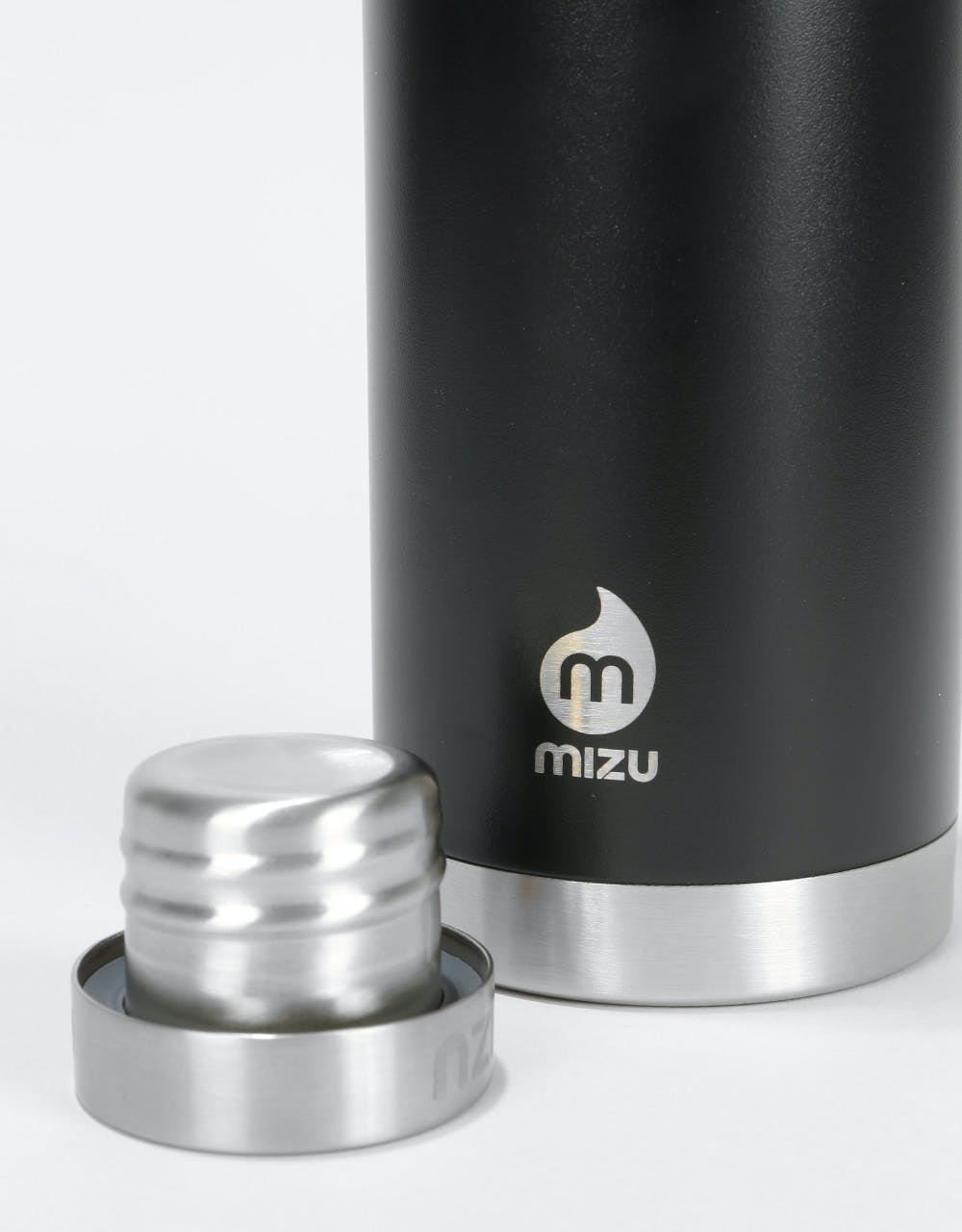 Mizu V8 Insulated V 750ml/26oz Water Bottle - Black