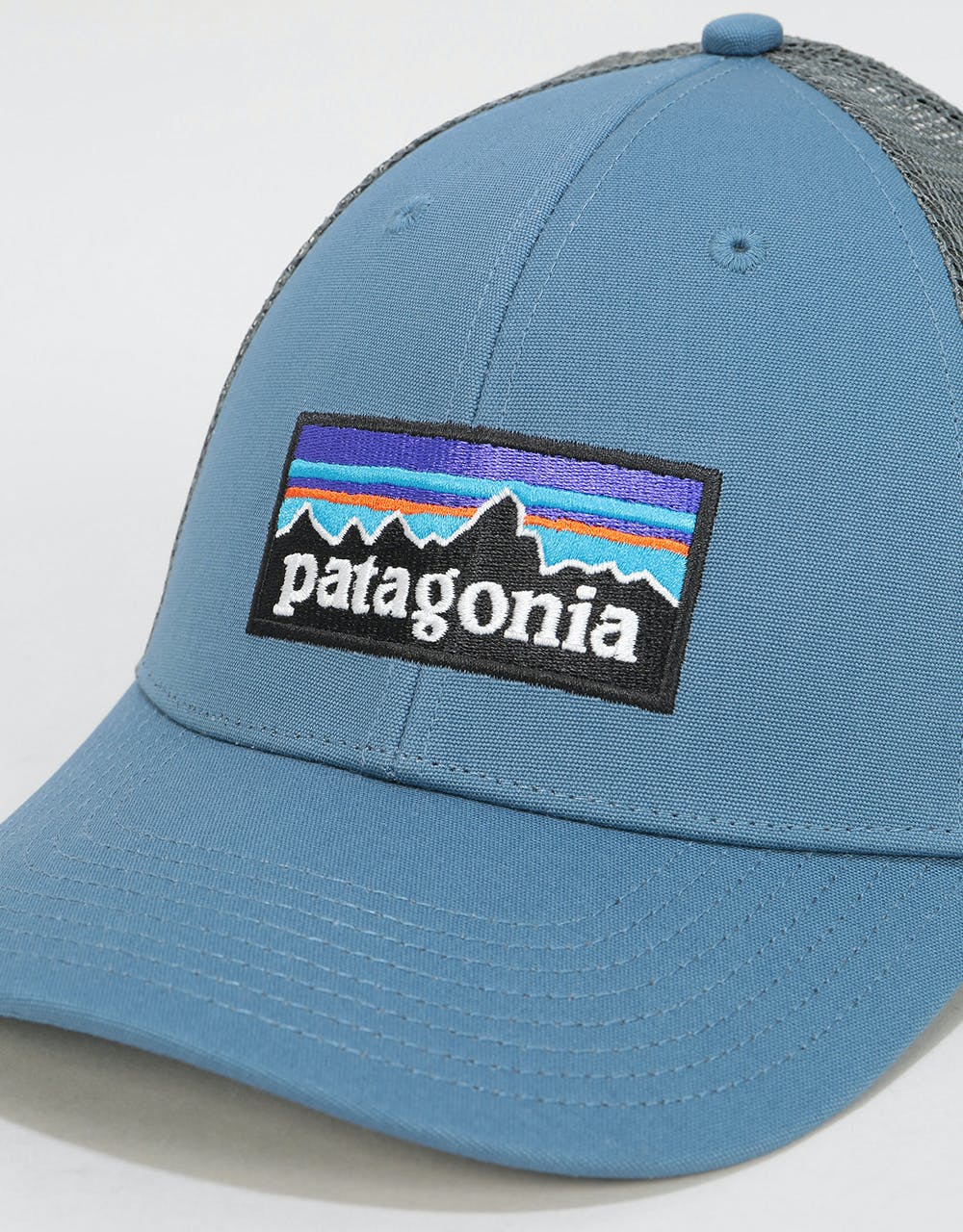 Patagonia P-6 Logo LoPro Trucker Cap - Woolly Blue