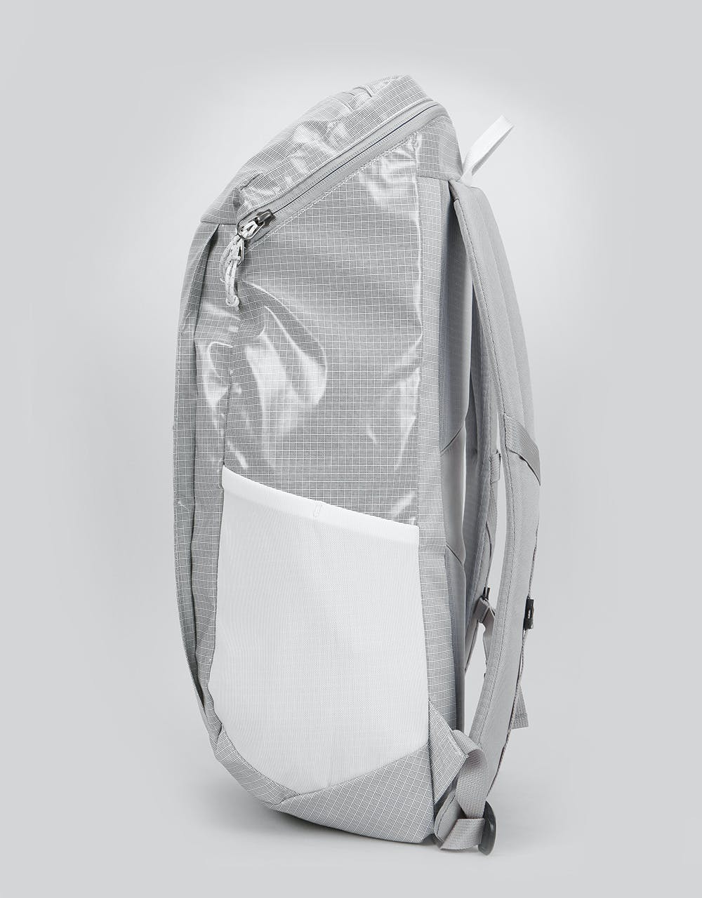Patagonia Black Hole Pack 25L Backpack - Birch White