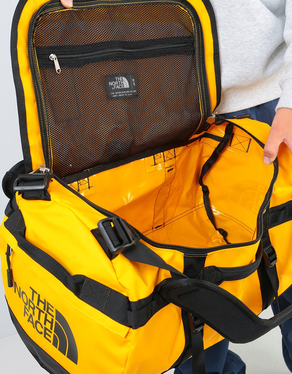 The North Face Base Camp Small Duffel Bag - Summit Gold/TNF Black
