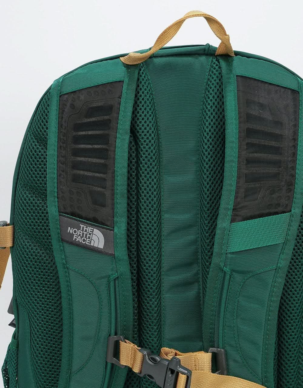 The North Face Borealis Classic Backpack Night Green/British Khaki