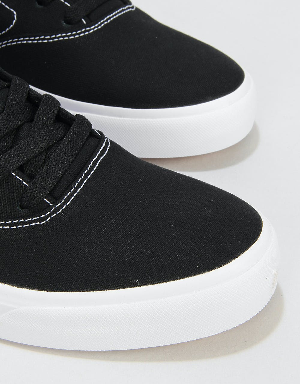 Nike SB Charge Solarsoft Canvas Skate Shoes - Black/White-Black-Gum