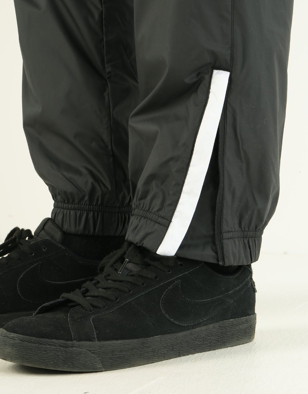 Nike SB Shield Swoosh Track Pant - Black/White/White