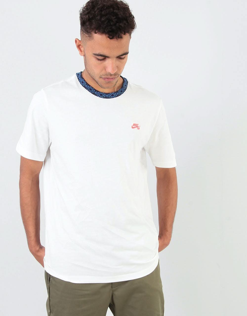 Nike SB Nordic Rib T-Shirt - Sail/Obsidian/Bright Crimson