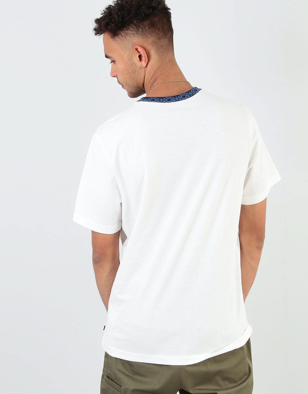 Nike SB Nordic Rib T-Shirt - Sail/Obsidian/Bright Crimson