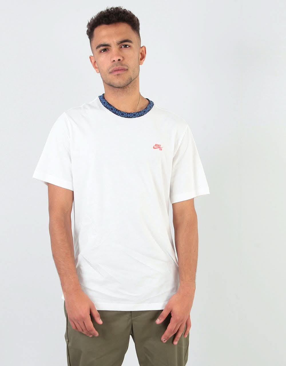 Nike SB Nordic Rib T-Shirt - Sail/Obsidian/Bright Crimson