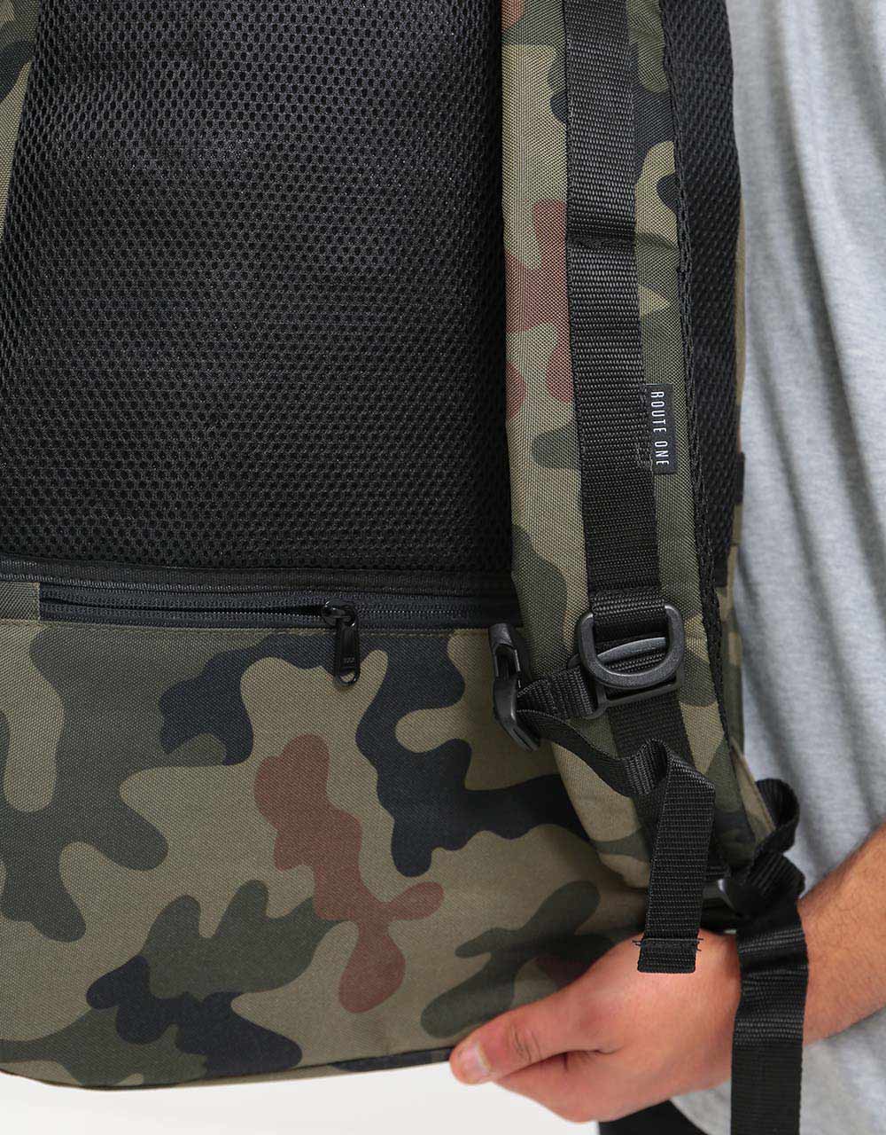 Route One Field Skatepack - Camo