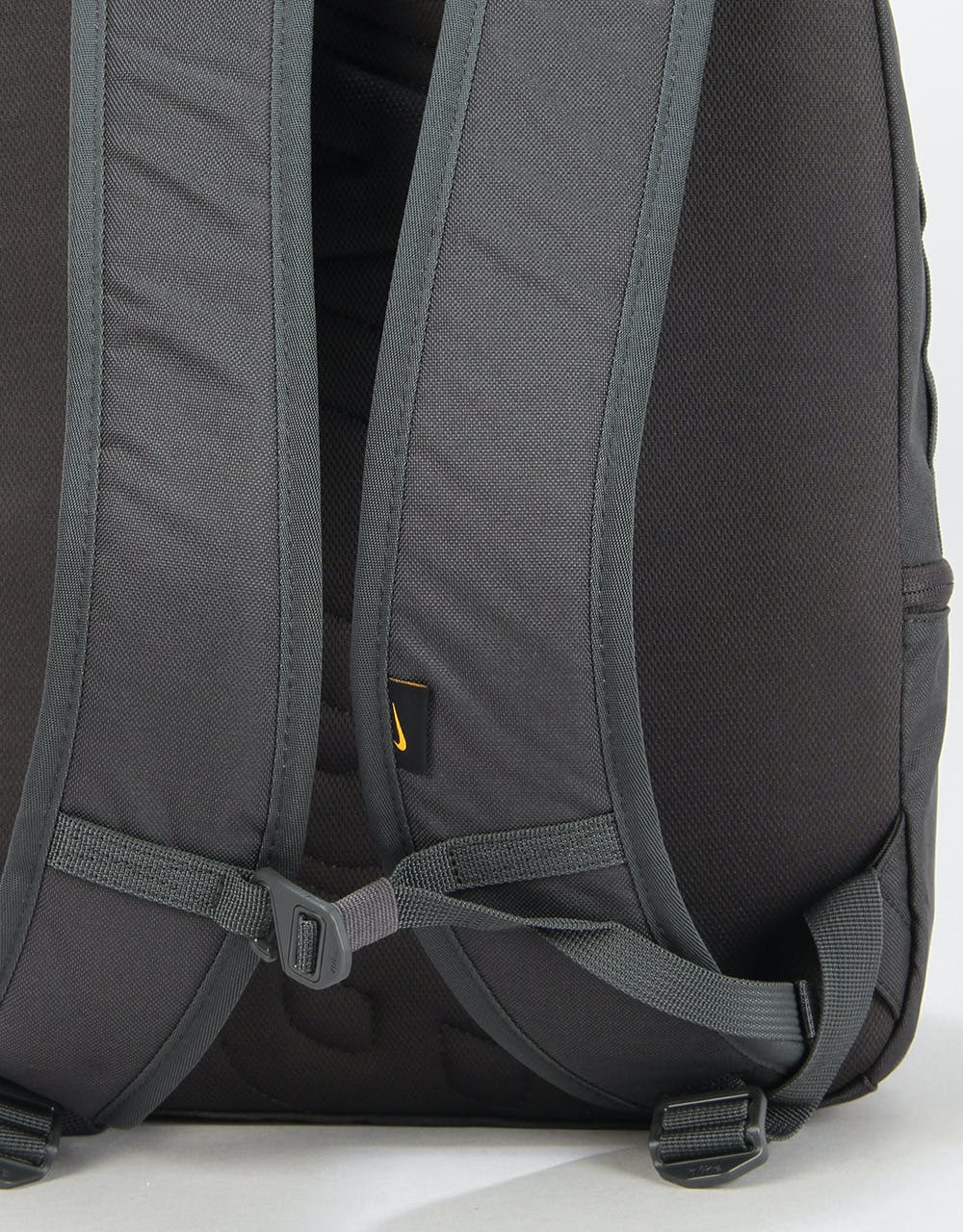 Nike SB Icon Backpack - Anthracite/Sail/Dark Sulfur