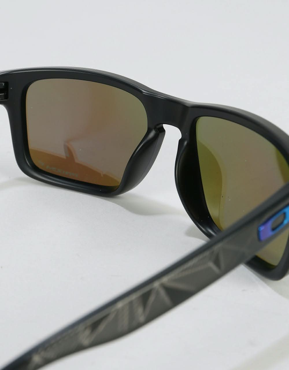 Oakley Holbrook Sunglasses - Matte Black Prizmatic (Prizm Sapphire Po
