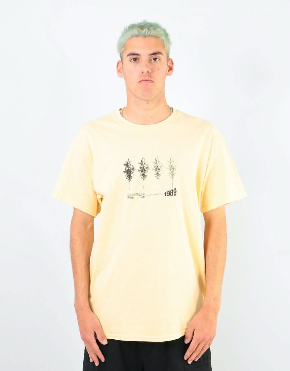 Route One Virtual Lillies T-Shirt - Vegas Gold