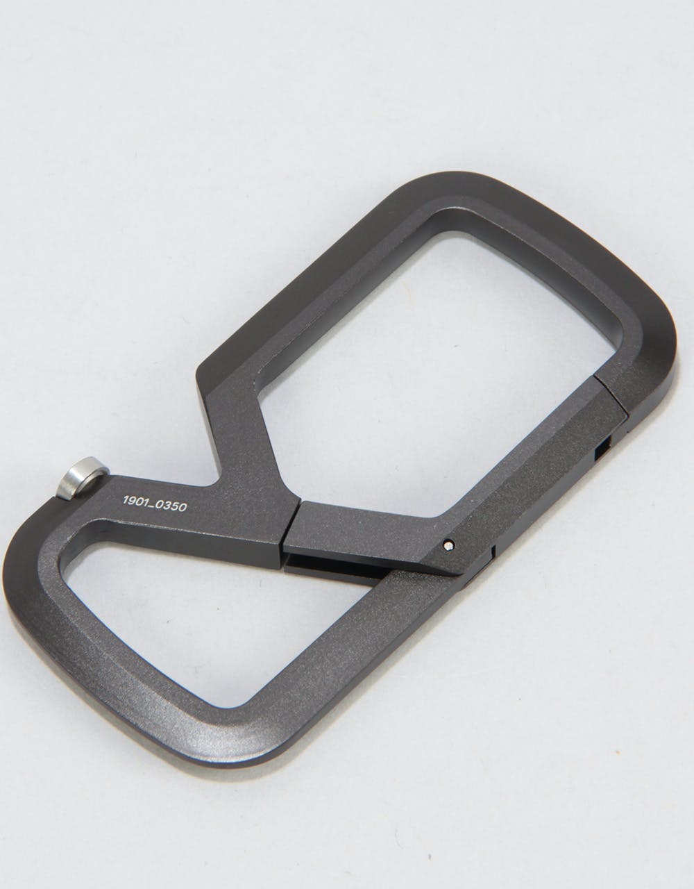 James The Mehlville 'Carabiner' Keychain - Space Grey/Stainless
