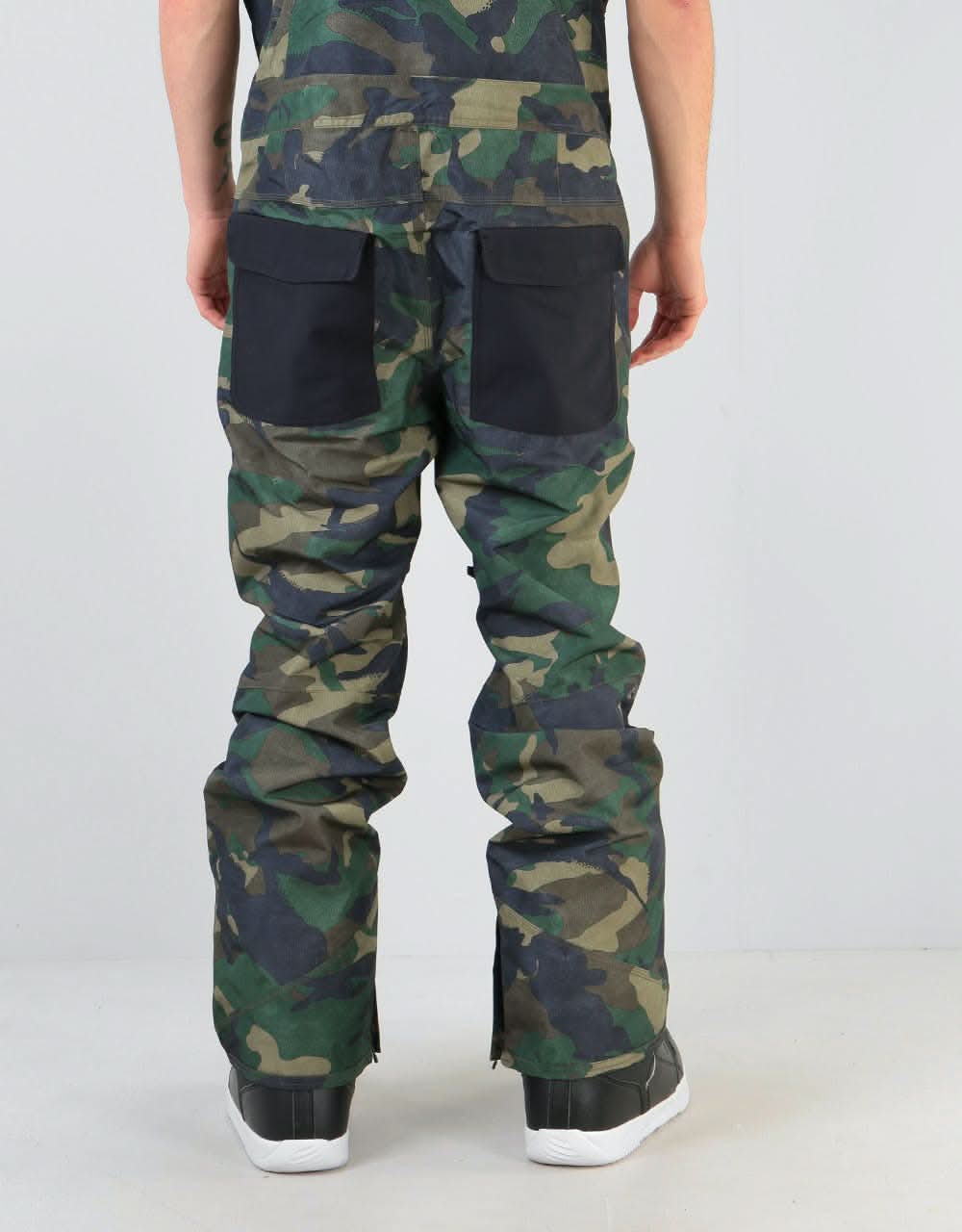 ThirtyTwo Basement Bib 2020 Snowboard Pants - Camo