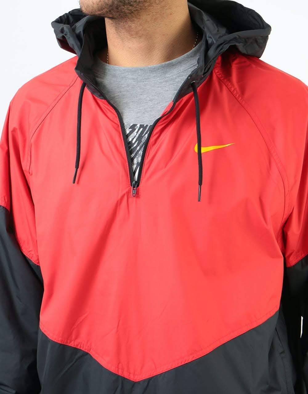 Nike SB Shield Seasonal Jacket - University Red/Black/University Gold