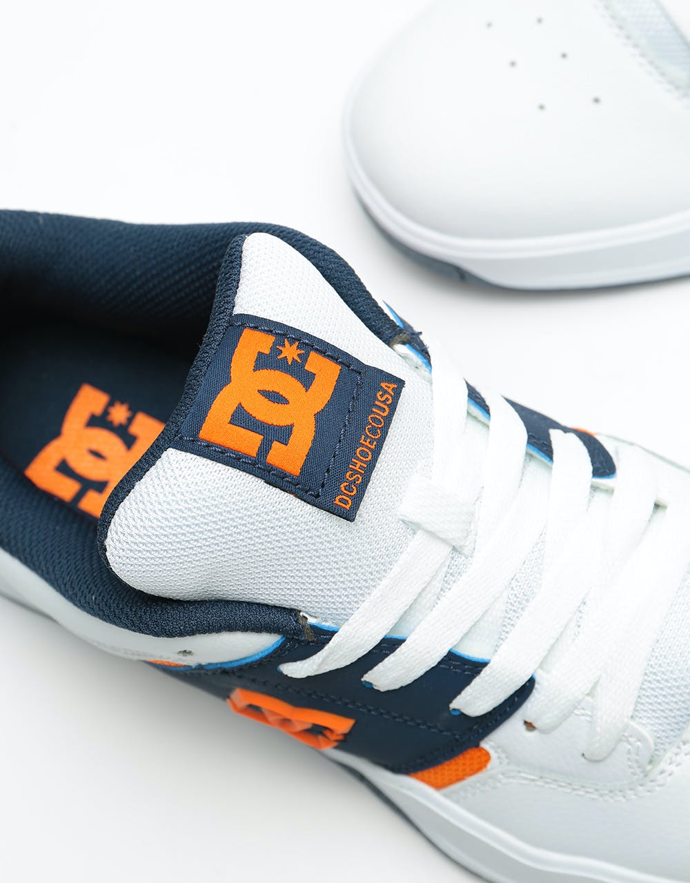 DC Central Skate Shoes - White/Navy