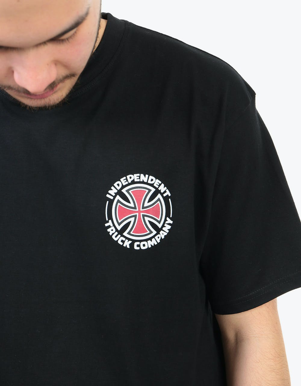 Independent Repeat Cross T-Shirt - Black