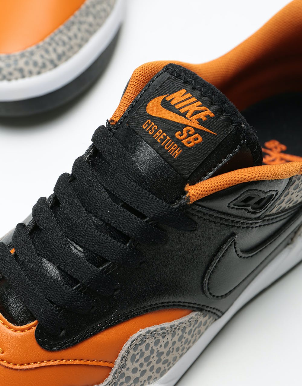Nike SB GTS Return Prm L Skate Shoes - Cobblestone/Black-Monarch-Black
