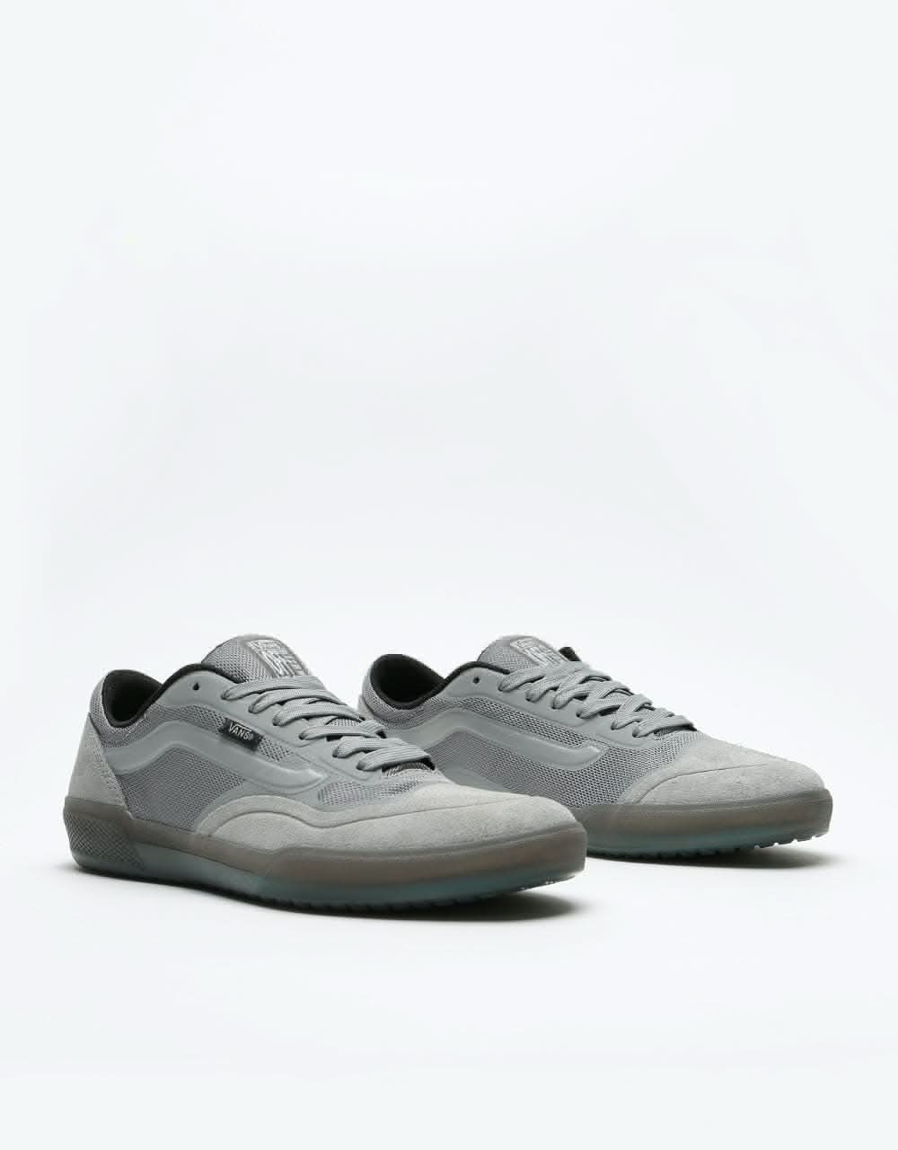 Vans AVE Pro Skate Shoes - (Reflective) Grey