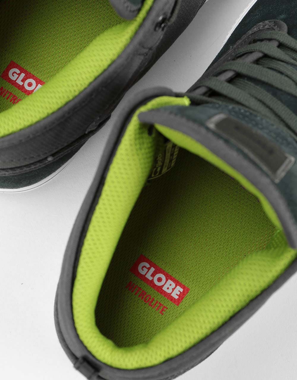 Globe Motley Mid Skate Shoes - Battleship/Lime