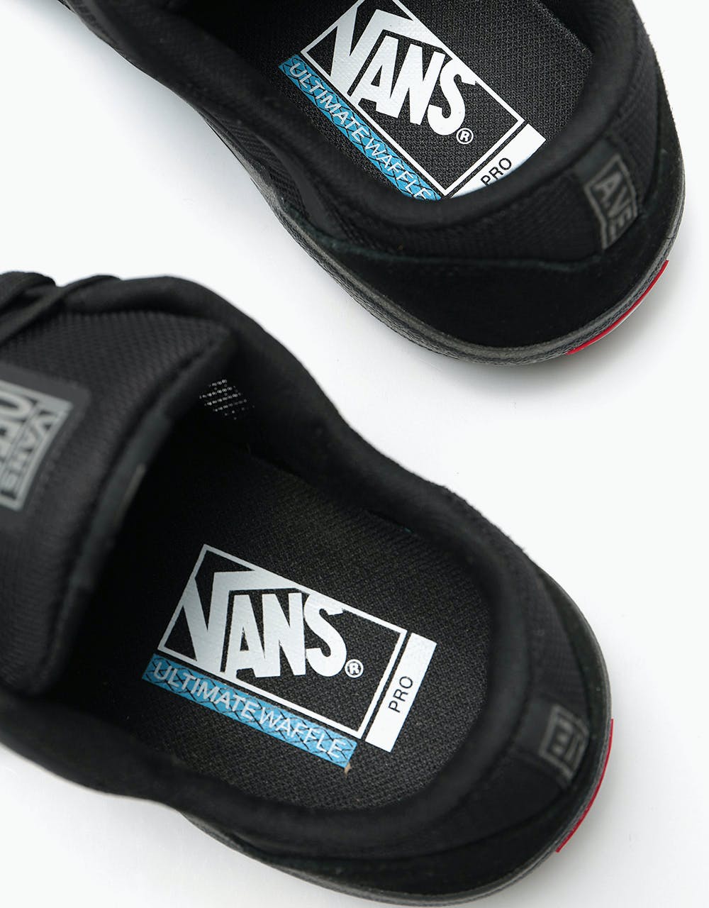 Vans AVE Pro Skate Shoes - Black/Smoke