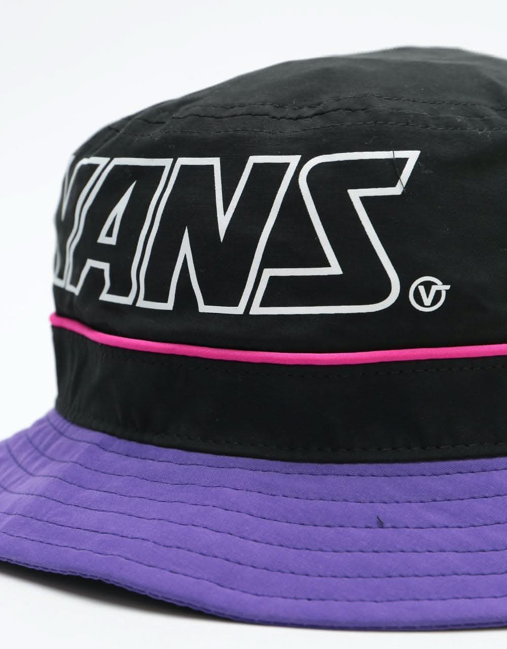 Vans Undertone Bucket Hat - Black/Heliotrope